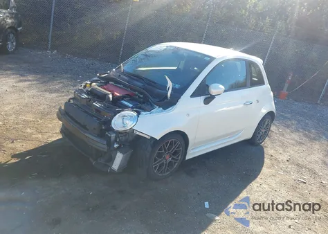 2016 Fiat 500 Abarth z USA, uszkodzony, nr VIN 3C3CFFFH1GT122234